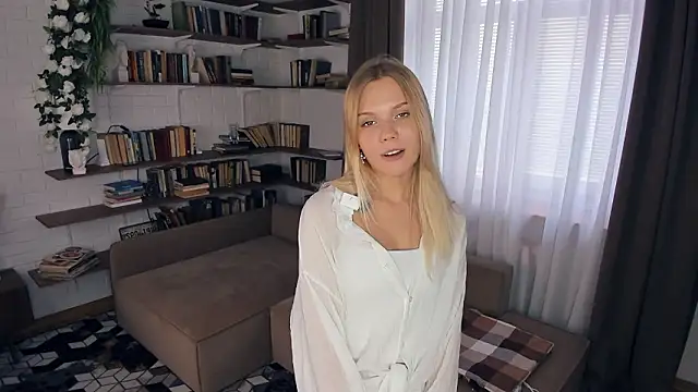 InesPiek online show from 25, 3, 2026