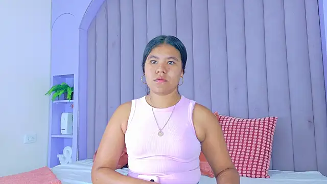 Snapshot of AhslyEvans__ chatting on 5, 8, 2026 AhslyEvans online show from 5, 8, 2026