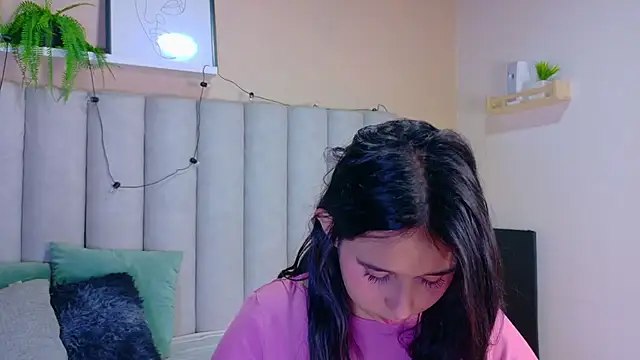 StarrMoon   online show from 19, 6, 2026