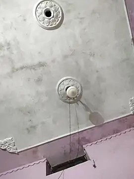 ALIZA FENDY online show from 15, 7, 2026