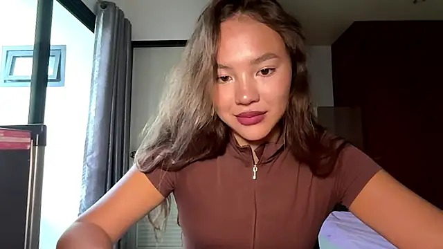 kamila 18 french online show from 25, 4, 2026