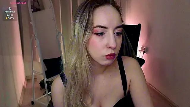 ShadowSparkle online show from 21, 3, 2026