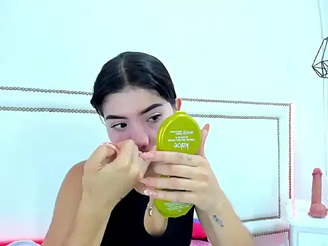 emma-sandoval online show from 31, 5, 2026