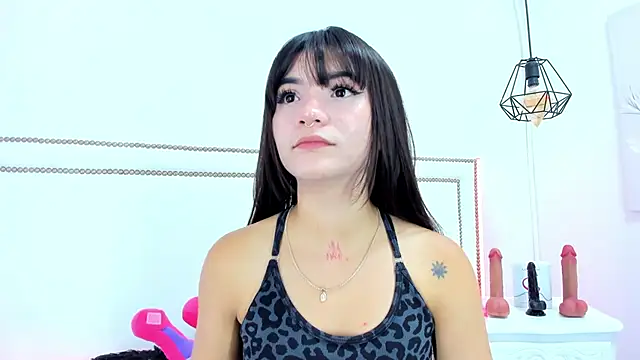 emma-sandoval online show from 14, 5, 2026