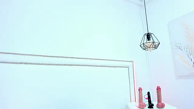 emma-sandoval online show from 7, 5, 2026