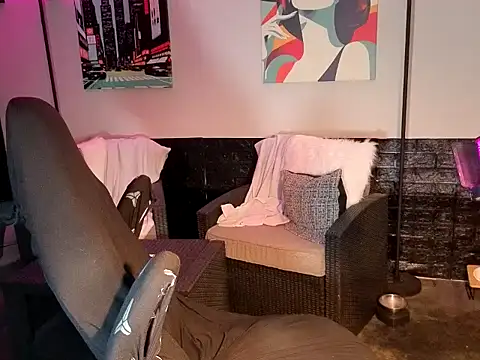 HannaJonns online show from 2, 4, 2026