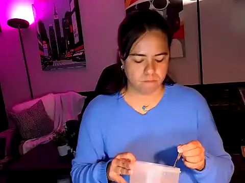 HannaJonns online show from 7, 4, 2026