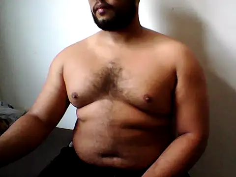 Snapshot of Derick_013 chatting on 3, 6, 2026 Derick 013 online show from 3, 6, 2026