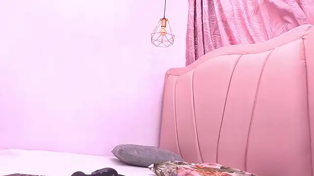 valeriacute18 online show from 28, 4, 2026
