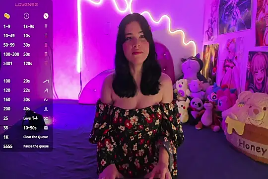 corina  pink online show from 5, 6, 2026