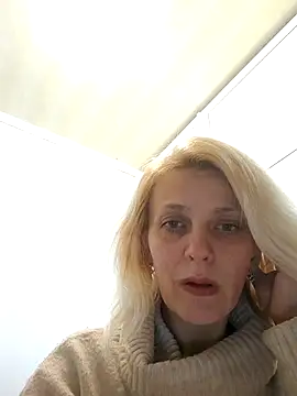 MiaLove183 online show from 3, 4, 2026