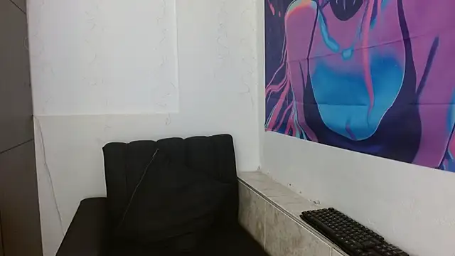 alessialux online show from 17, 5, 2026