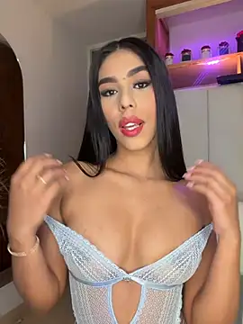 Snapshot of Rossie_Blooms chatting on 21, 5, 2026 Rossie Blooms online show from 21, 5, 2026