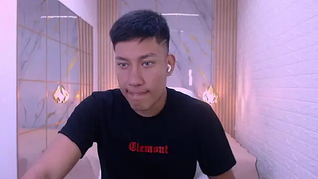 Snapshot of DominantBoy4 chatting on 21, 3, 2026 DominantBoy4 online show from 21, 3, 2026