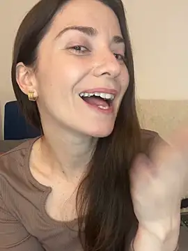 natashakinski online show from 17, 4, 2026