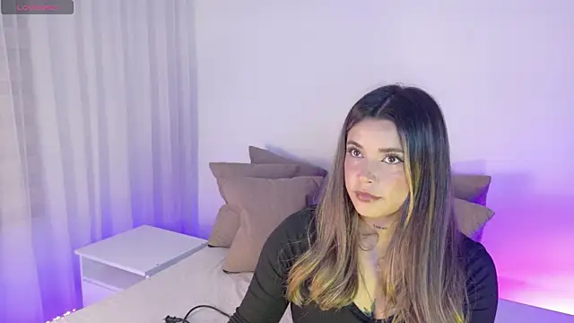 KylieVennet online show from 5, 6, 2026