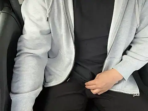 Snapshot of ChubbyTokyo chatting on 9, 4, 2026 ChubbyTokyo online show from 9, 4, 2026