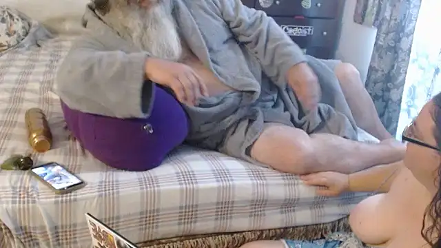 DaddyandMuffin online show from 27, 3, 2026