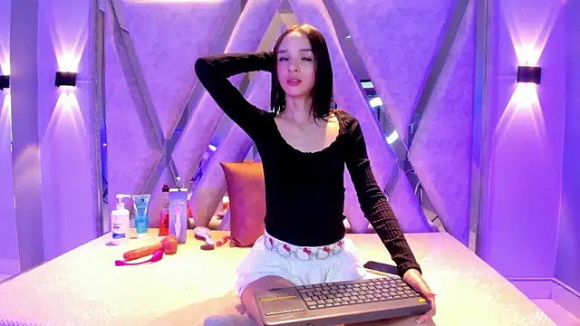 Zoe 444 online show from 28, 6, 2026