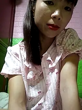 AmyLinee01 online show from 26, 4, 2026