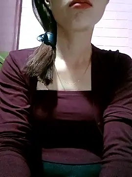 AmyLinee01 online show from 9, 4, 2026