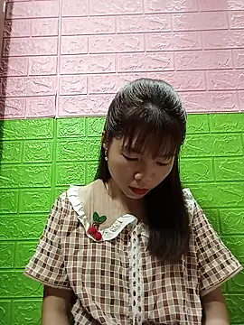 AmyLinee01 online show from 29, 6, 2026