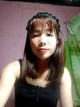 Snapshot of AmyLinee01 chatting on 27, 3, 2026 AmyLinee01 online show from 27, 3, 2026