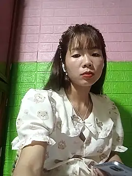 AmyLinee01 online show from 4, 6, 2026