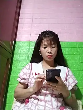 AmyLinee01 online show from 7, 6, 2026