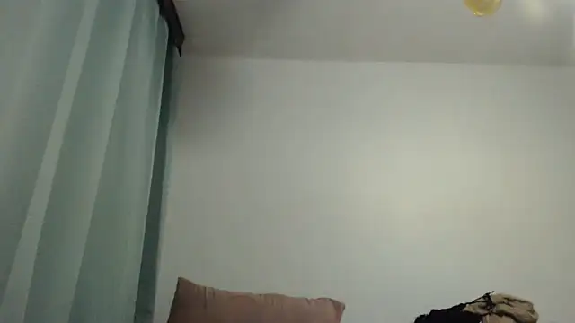 Lucia-boobs online show from 12, 7, 2026