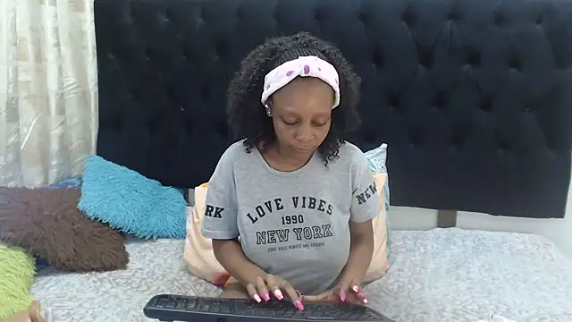 SquirtinNastyHun online show from 11, 6, 2026