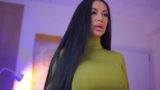 LatinaMorene online show from 1, 4, 2026