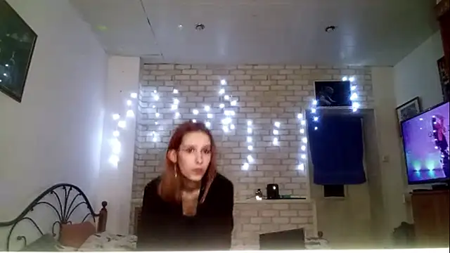 SirenFrost online show from 9, 5, 2026