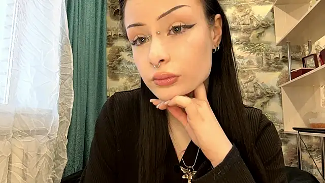 YoursinGoddes online show from 14, 4, 2026