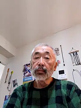 Snapshot of zzz867 chatting on 3, 7, 2026 zzz867 online show from 3, 7, 2026