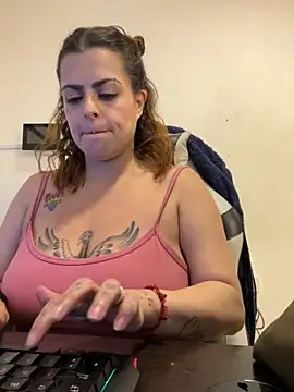 MiaHotboobs online show from 7, 4, 2026