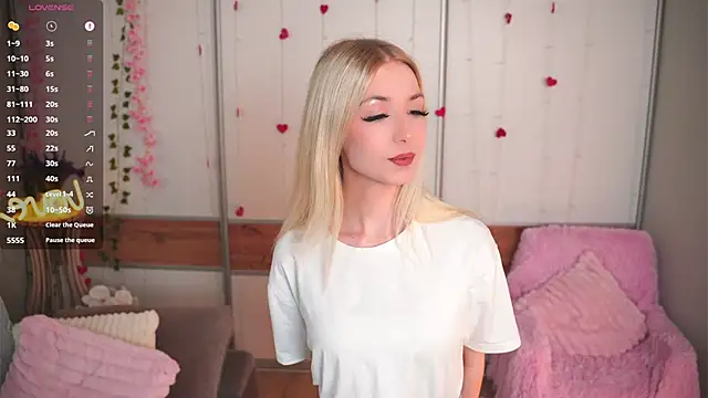 ScarlettRansdell online show from 7, 4, 2026