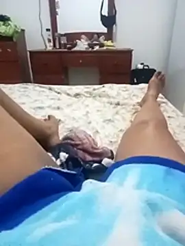 sexymomsn online show from 9, 7, 2026