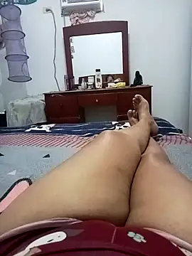 sexymomsn online show from 2, 7, 2026