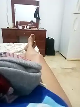 sexymomsn online show from 6, 8, 2026