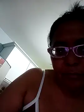 sexymomsn online show from 25, 5, 2026