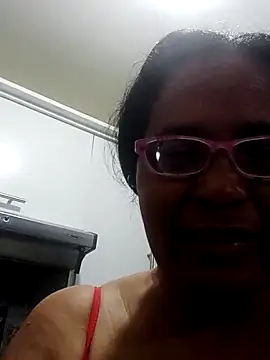 sexymomsn online show from 9, 4, 2026