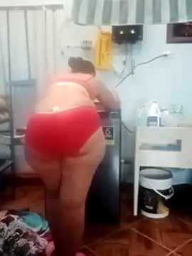 sexymomsn online show from 3, 6, 2026