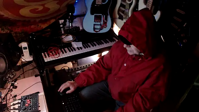 nicobite007 online show from 26, 3, 2026