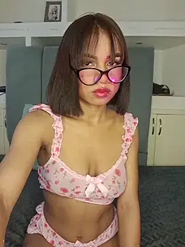 Lucy Em online show from 27, 5, 2026