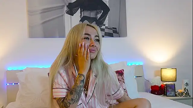 FrancescaGrayy online show from 8, 7, 2026