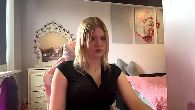 SweettAnny online show from 14, 6, 2026