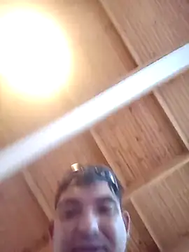 Juansexi1994 online show from 2, 4, 2026