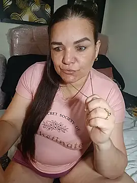 Snapshot of Zuleyka_69 chatting on 14, 6, 2026 Zuleyka 69 online show from 14, 6, 2026