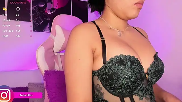 Isabellabills online show from 3, 5, 2026